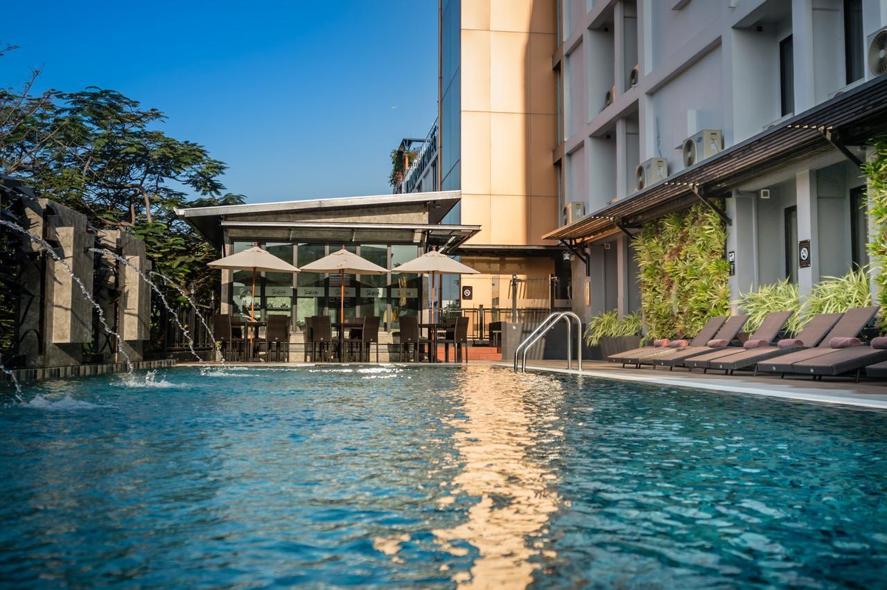 Nouvo City Hotel Bangkok Exterior photo